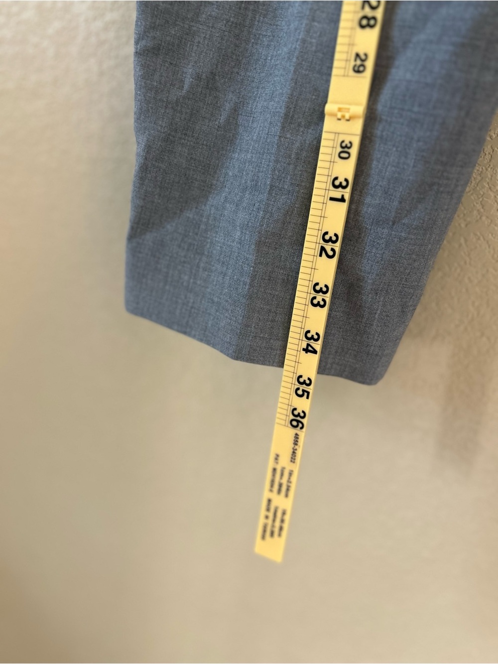 Babaton Aritzia Cropped Wide-Leg Pants in Light Gray Size 6 25” inseam - Picture 6 of 10